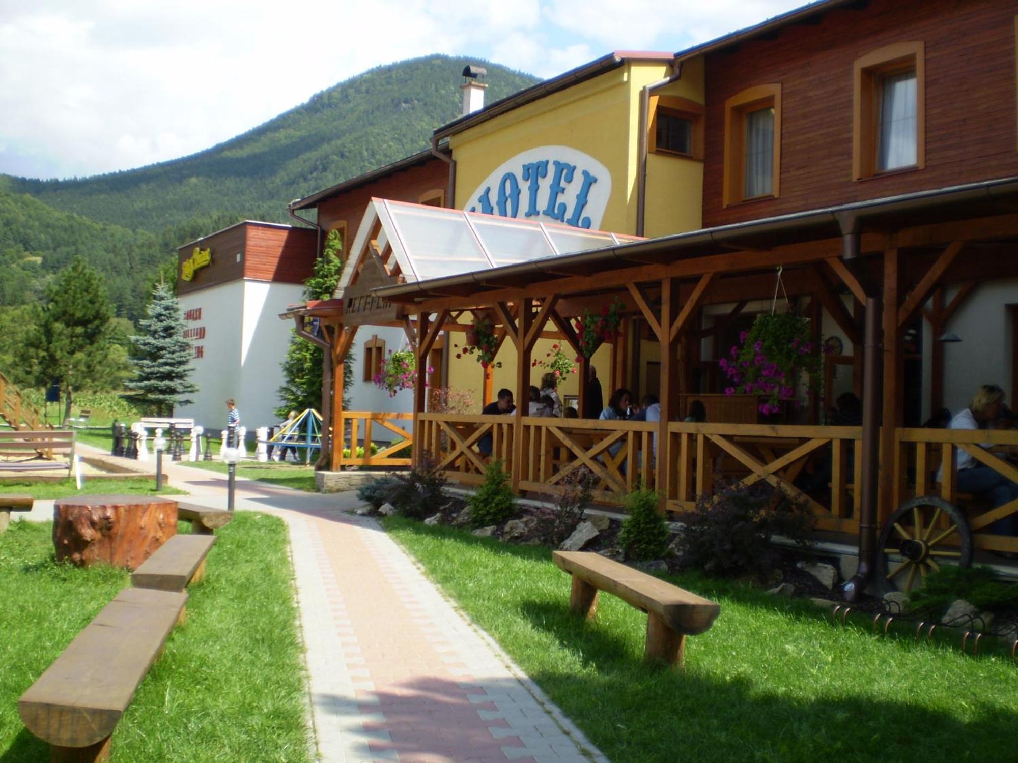 רוז'ומברוק Motel Ranc מראה חיצוני תמונה