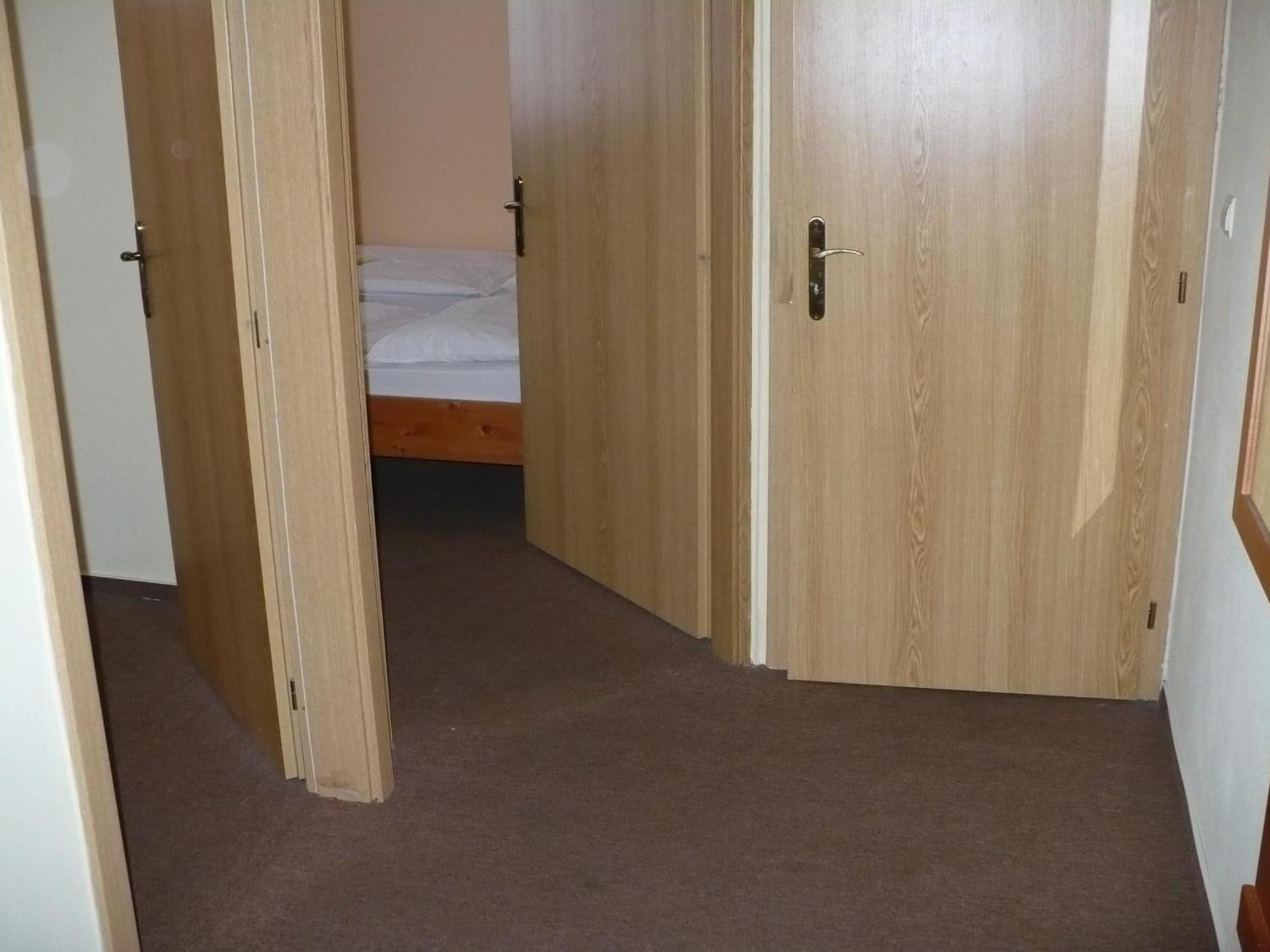 רוז'ומברוק Motel Ranc מראה חיצוני תמונה