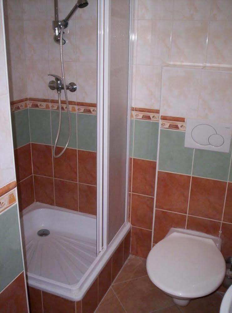 רוז'ומברוק Motel Ranc מראה חיצוני תמונה