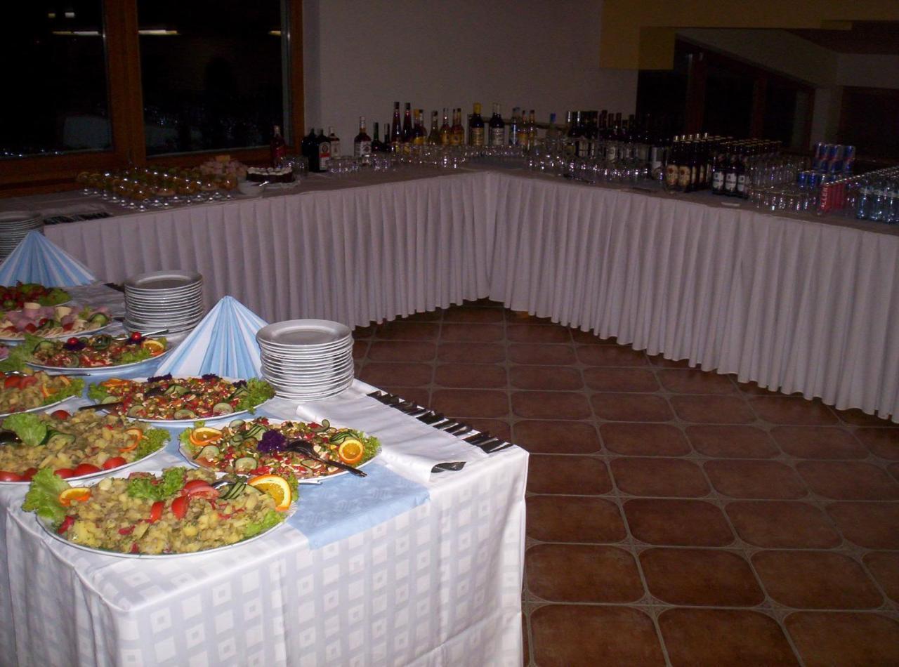 רוז'ומברוק Motel Ranc מראה חיצוני תמונה